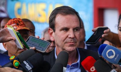 PREFEITO EDUARDO PAES CHEGA DE BRASÍLIA PARA VISITAR LOCAL DO INCÊNDIO, NESTA QUARTA-FEIRA (12).