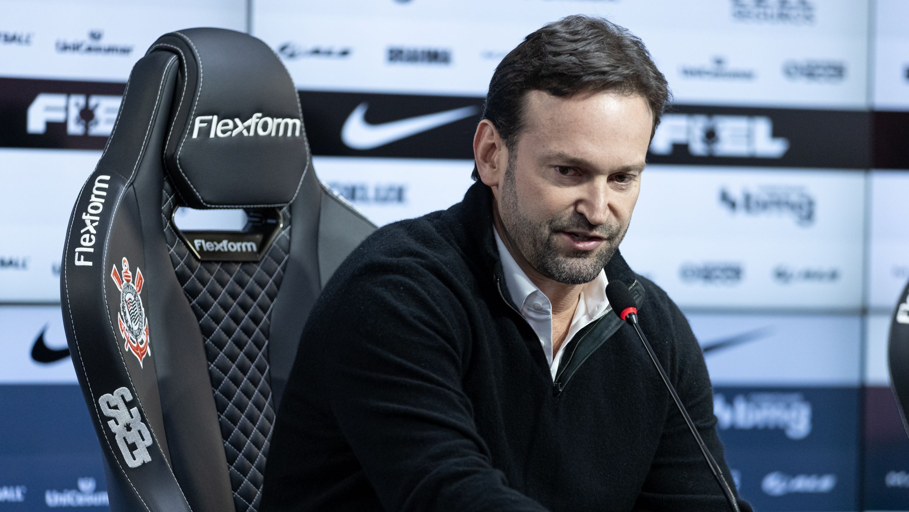 Ex-diretor financeiro, Pedro Silveira sai do Corinthians