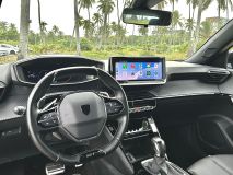 Cabine do novo Peugeot 2008 GT