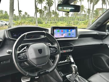 Cabine do novo Peugeot 2008 GT