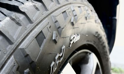 Pneus com “cabelinho”: saiba o que são e para que servem