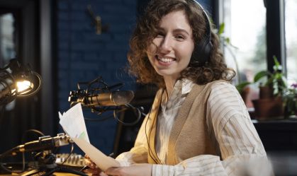 Inglês: o passaporte para o universo dos podcasts