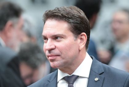 EUA dizem ter pedido que delegado da PF que monitorou Ramagem saia do país