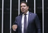 Análise: Caso Ramagem se assemelha a ação judicial de Zambelli