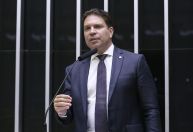Câmara suspende ação penal contra Ramagem