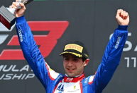 Brasileiro na F3, Rafa Câmara vence pela segunda vez e lidera campeonato
