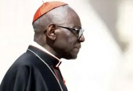 Quem é Robert Sarah, africano, negro e conservador cotado para ser papa