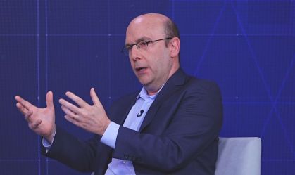 Trump é fruto do desmonte da ordem política democrática, diz Sergio Fausto