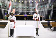 Sessão da Câmara tem um minuto de silêncio em homenagem a papa Francisco