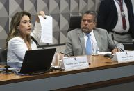 Senado recorre contra decisão que liberou Deolane Bezerra de depor em CPI