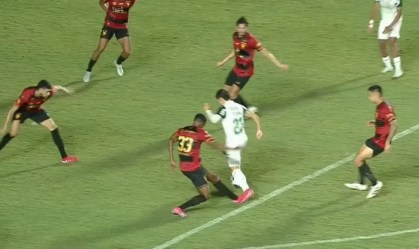 CBF pune arbitragem de Sport x Palmeiras após polêmicas
