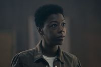 Samira Wiley reflete sobre ser uma mulher preta em “The Handmaid’s Tale”