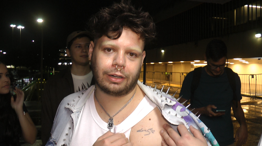 Fã mostra tatuagem com autógrafo de Lady Gaga que fez aos 18 anos • Dioney Filho