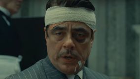 Benicio del Toro no trailre de The Phoenician Scheme