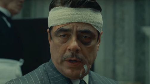 Benicio del Toro no trailre de The Phoenician Scheme