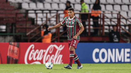 Thiago Silva em campo contra o Once Caldas, pela Sul-Americana