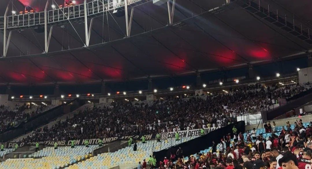 Torcida do Corithians no Maracanã