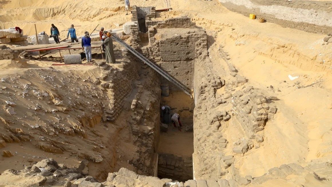 Tumba egípcia antiga em Abydos