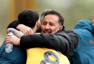 Ex-Flamengo e Corinthians faz história por clube da Premier League; entenda