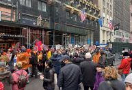 Manifestantes protestam contra Trump nos Estados Unidos e Europa