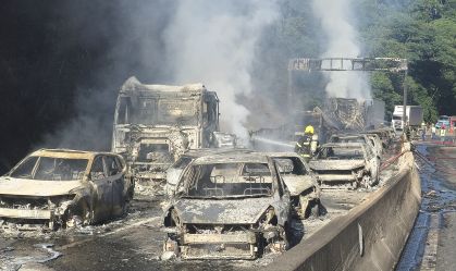 Incendio em pista