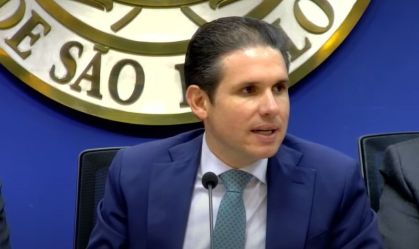 Governistas veem jogo político de Hugo em reação ao STF; oposição comemora