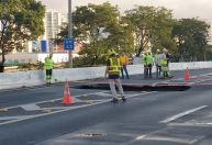 Cratera profunda surge na Marginal Tietê e interdita pista central; veja