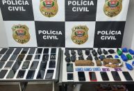 Homem é preso tentando levar drogas e 60 celulares à penitenciária em Bauru