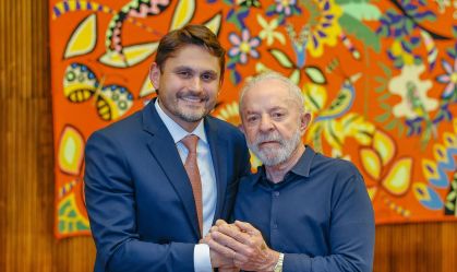 Denunciado pela PGR por corrupção, Juscelino agradece Lula por "confiança"