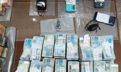 Polícia Militar apreendeu mais de R$ 950 reais em dinheiro