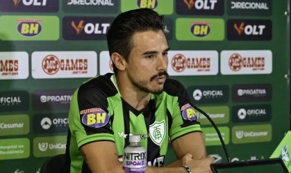 Willian Bigode em apresentação no América