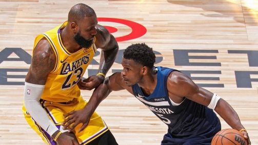Wolves fizeram 2 a 1 sobre os Lakers