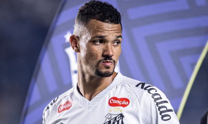 Zé Ivaldo cumpre meta no Santos, e Cruzeiro garante venda do zagueiro