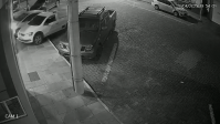 Vídeo: Carro desgovernado invade academia no interior do RS