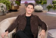 Ator de "Modern Family" revela problema de saúde grave: "Lidando com isso"
