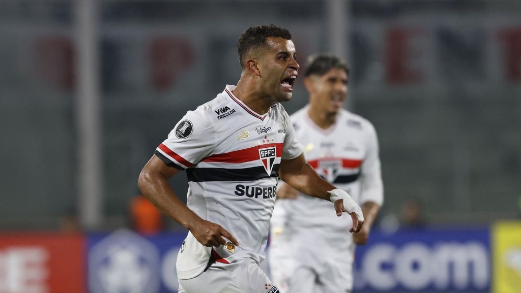 São Paulo exige R$ 1 milhão à vista e segura liberação de Alisson ao Corinthians