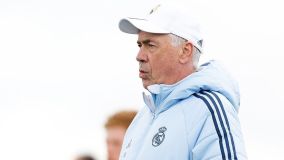 Carlo Ancelotti em treino do Real Madrid