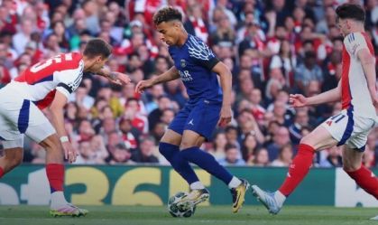 Lance de jogo entre Arsenal e PSG