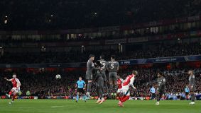 Falta de Arsenal x Real Madrid que resultou em golaço de Rice