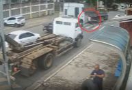 Vídeo: Adolescente morre atropelado por caminhão em faixa de pedestre em SP