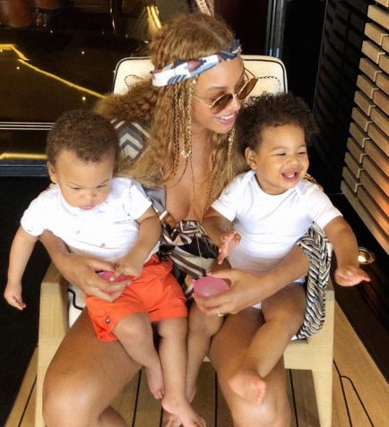 Rumi e Sir são os filhos gêmeos de Beyoncé e Jay-Z • Instagram/Twins Carter