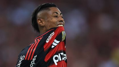 Bruno Henrique durante jogo do Flamengo contra o Internacional, pelo Campeonato Brasileiro