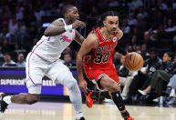 Miami Heat e Chicago Bulls brigam por melhor posição no play-in