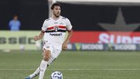 São Paulo informa lesão de Calleri após derrota para a Chapecoense