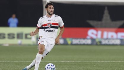 Calleri em partida contra o Botafogo pelo Brasileirão