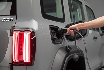 São 75 km de autonomia no modo 100% elétrico