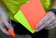Treinador é suspenso por seis meses após chamar árbitra de “vaca”