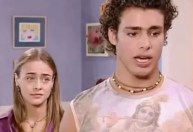 Atriz de "Malhação" diz que ensinou Cauã Reymond a beijar: "Ficou nervoso"