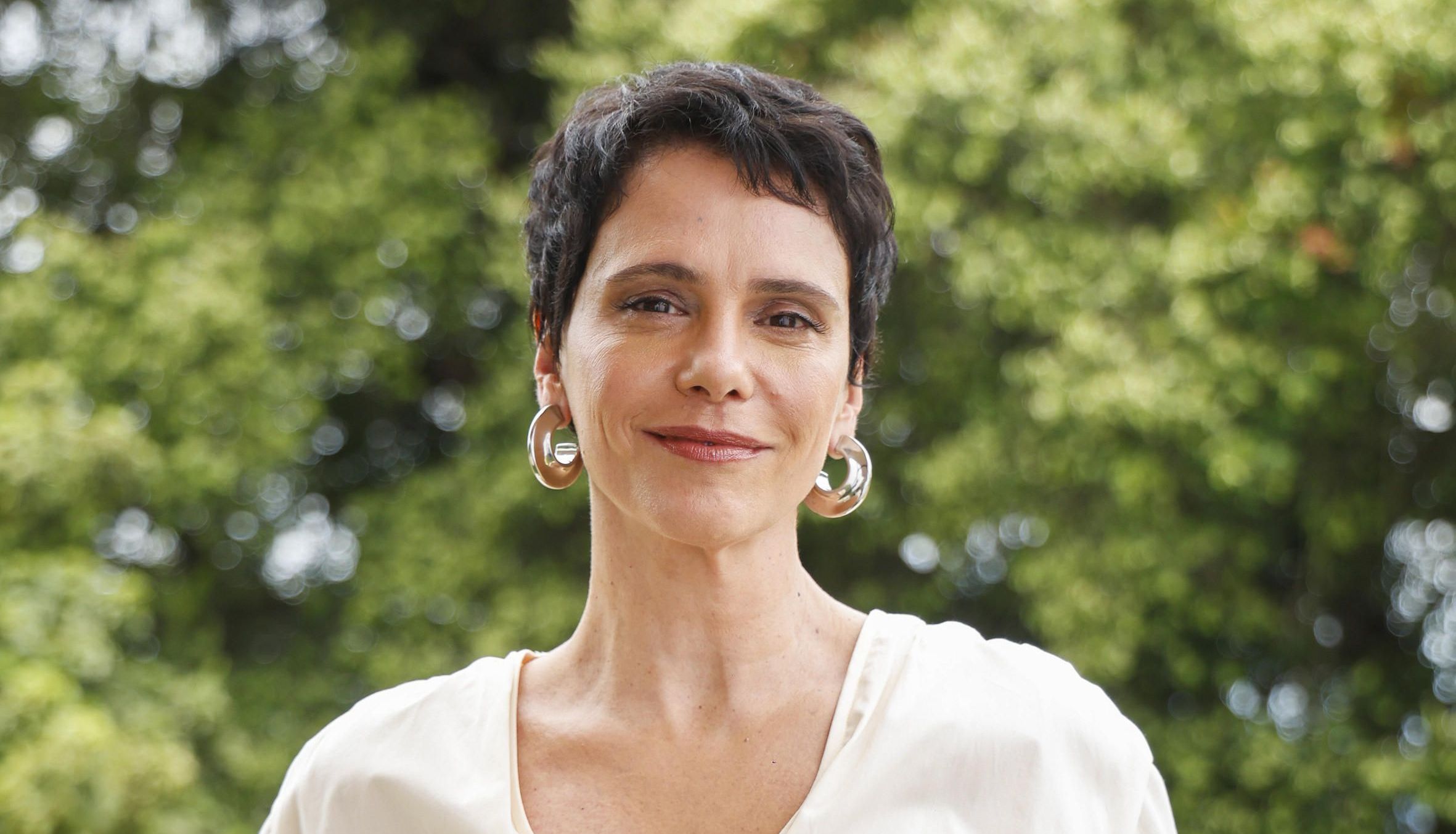 Celina é interpretada por Malu Galli