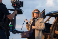 Debora Bloch posta fotos de Odete Roitman e brinca sobre Lady Gaga no Rio